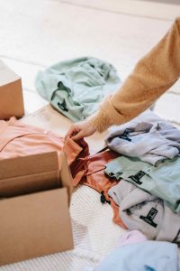 Dịch vụ vận chuyển quần áo từ Bình Dương đi Đài Loan giá rẻ